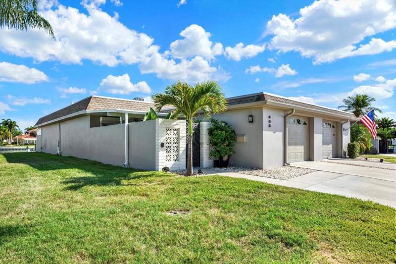 2 bedroom Villa at 645 Boca Ciega Point Boulevard, Boca Ciega Point East, St Petersburg — photo 2