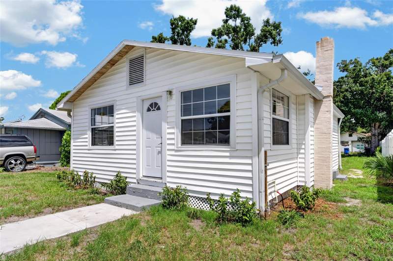 2 bedroom Single Family Residence at 3927 11th Avenue, Clark & Butlers Sub 2, St Petersburg — photo 2
