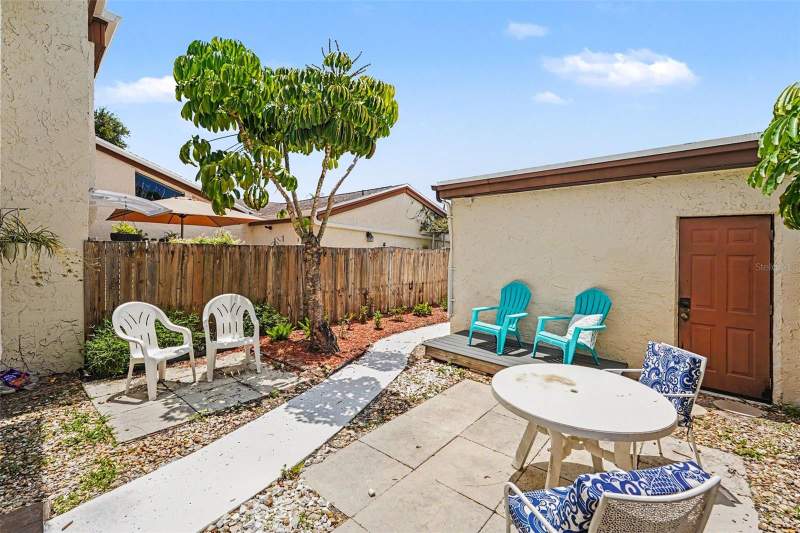 2 bedroom Townhouse at 2095 Sunset Point Road #1904, Sunset Grove Condo, Clearwater — photo 3