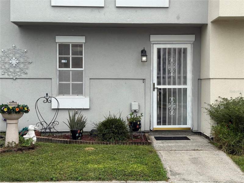 2 bedroom Townhouse at 6681 121st Avenue #G, Pinebrook Estates, Largo — photo 2