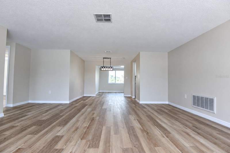 2 bedroom Single Family Residence at 7421 Sandalwood Drive, Embassy Hills, Port Richey — photo 5