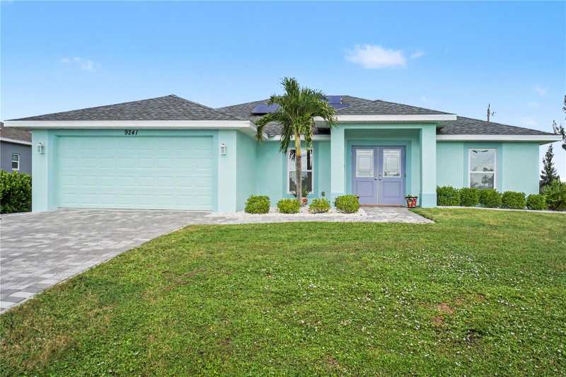 3 bedroom Single Family Residence at 9241 King Hill Street, Port Charlotte Sec 081, Port Charlotte — photo 1