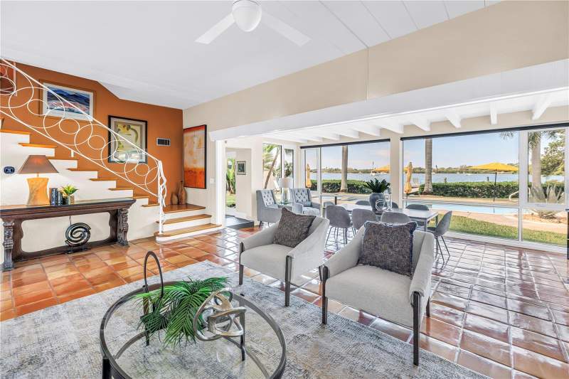 4 bedroom Single Family Residence at 2781 Bayside Drive, Ling-A-Mor Add, St Petersburg — photo 5