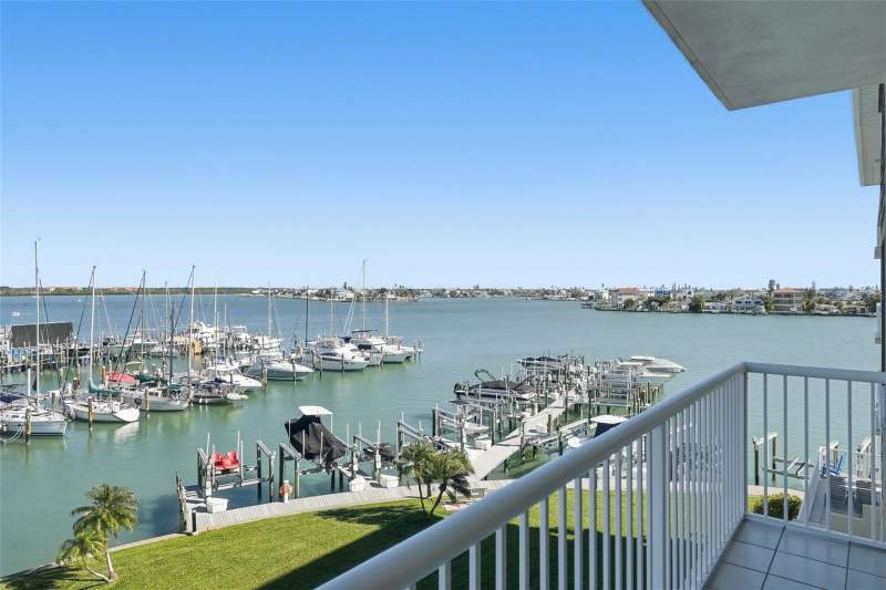 Snug Harbour Condo