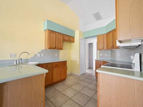 4835 Sable Ridge Court, Leesburg FL - photo 12 of 45