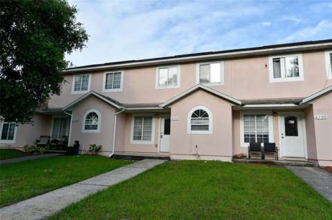 6705 Magnolia Pointe Circle, home for sale in Orlando 32810