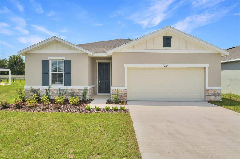 4 bedroom Single Family Residence at 6196 SW 64th Terrace, Seasons At Aurora Oaks, Ocala — photo 2