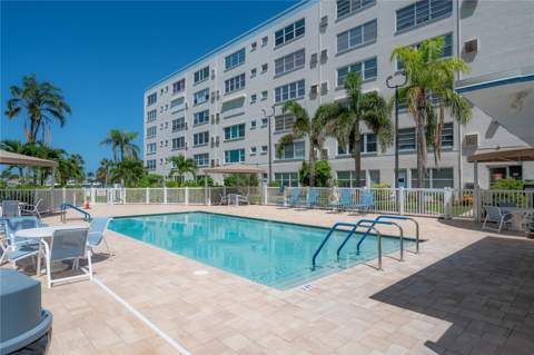 2960 59th Street #101, Gulfport FL - photo 6 of 79