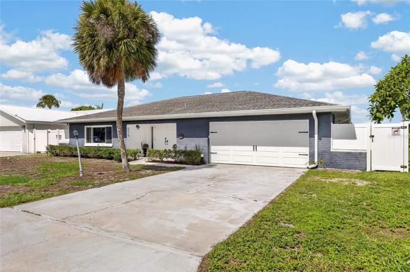 3 bedroom Single Family Residence at 6314 WISTERIA LANE, APOLLO BEACH UNIT 13 PT 1 RE, APOLLO BEACH — photo 1
