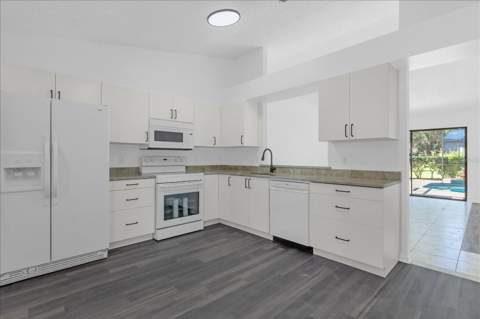 9011 Chapman Oak Court, Windermere FL - photo 10 of 30