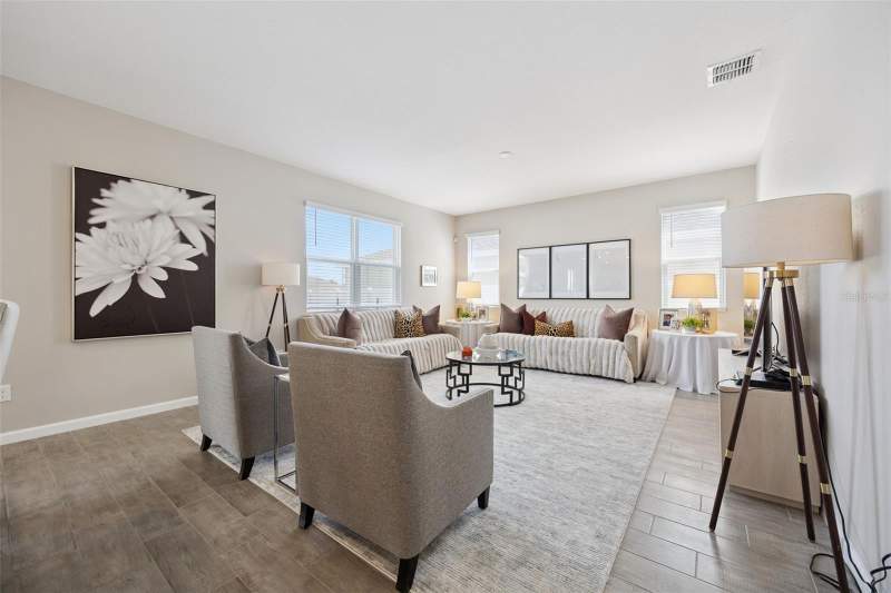 4 bedroom Single Family Residence at 1550 Sugarbelle Circle, Seasons At The Grove, Mascotte — photo 4