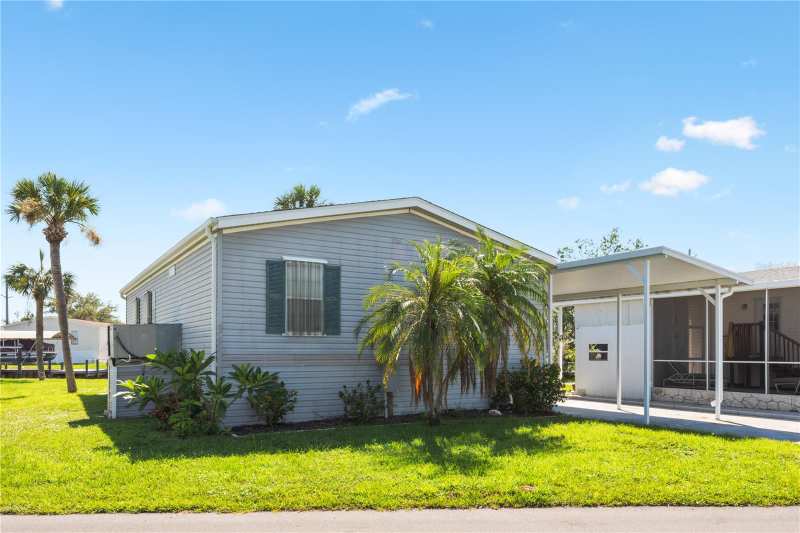 3 bedroom Manufactured Home at 3204 Sunny Harbor Drive, Pelican Harbor Mob Home Estates, Punta Gorda — photo 1