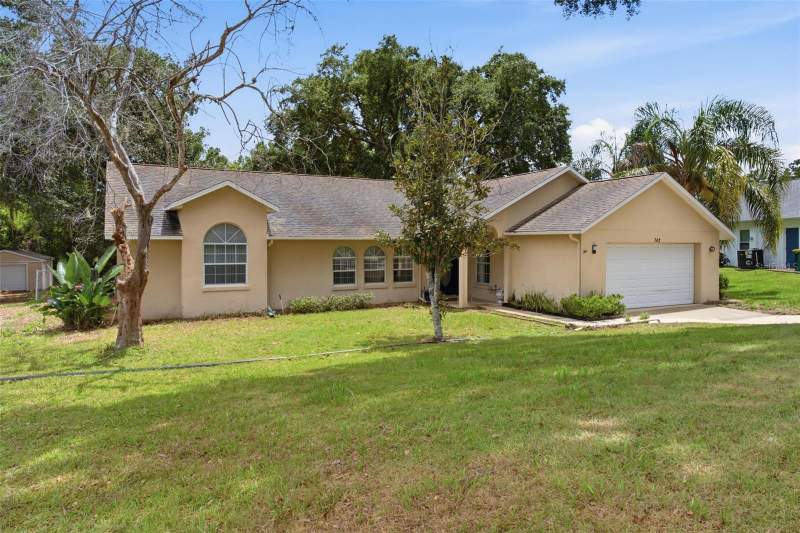 3 bedroom Single Family Residence at 742 Woodview Drive, Tavares Rep Of Woodview Sub, Tavares — photo 2