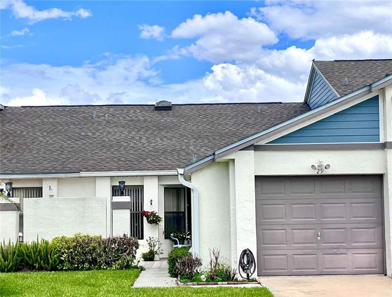 Bvl Lakepointe Townhomes