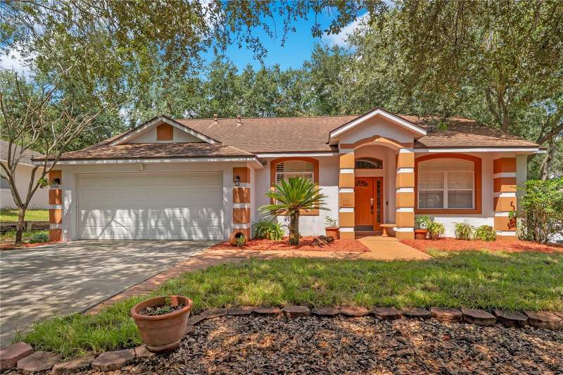 3 bedroom Single Family Residence at 836 Elm Forest Drive, Minneola Lakewood Ridge Ph 02-03, Minneola — photo 3