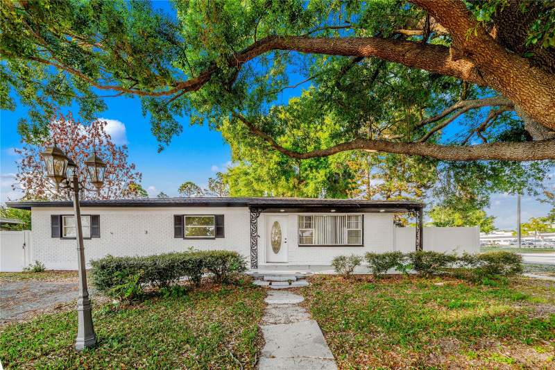 Sylvan TerraceHomes for Sale in Brandon, FL