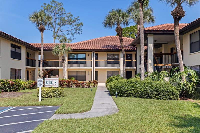 2 bedroom Condominium at 809 HAMMOCK PINE BOULEVARD, HAMMOCK PINE VILLAGE, CLEARWATER — photo 1