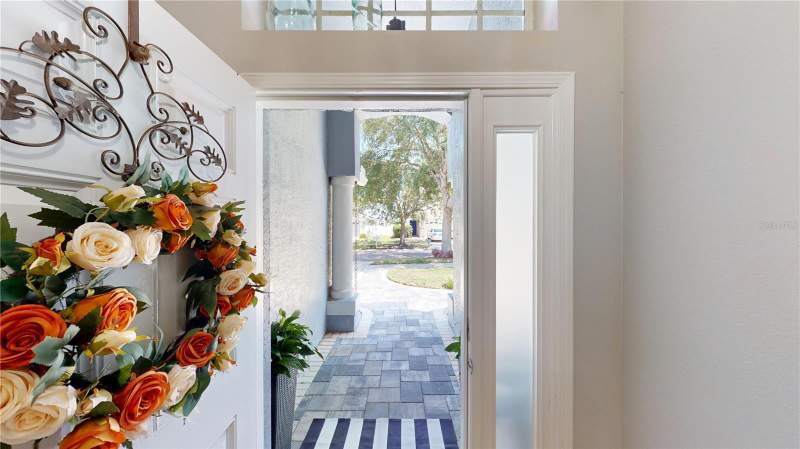 4 bedroom Single Family Residence at 13429 Fladgate Mark Drive, South Fork Unit 10, Riverview — photo 3