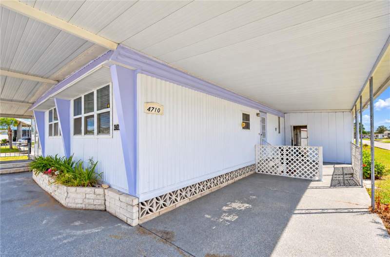 2 bedroom Mobile Home at 4710 Windy Lane, Zephyr Shores Unrec, Zephyrhills — photo 3