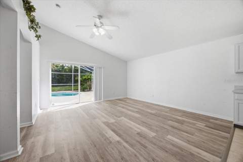 15702 Bay Vista Drive, Clermont FL - photo 8 of 37