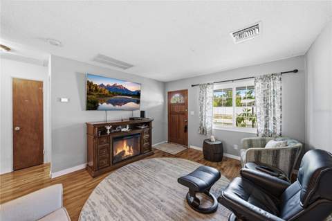 5326 6th Avenue, St Petersburg FL - photo 6 of 6