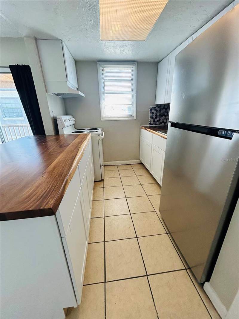 2 bedroom Condominium at 2777 L B McLeod Road #D, Catalina Isles Condo, Orlando — photo 3