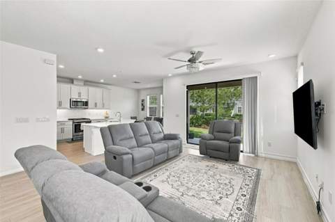5127 San Martino Drive, Wesley Chapel FL - photo 6 of 6