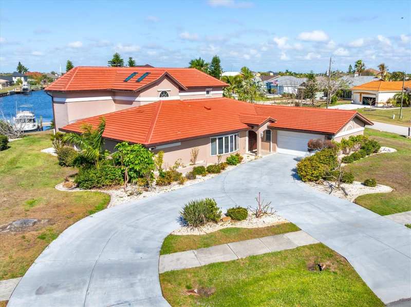 5 bedroom Single Family Residence at 4405 Harbor Boulevard, Port Charlotte Sec 043, Port Charlotte — photo 1