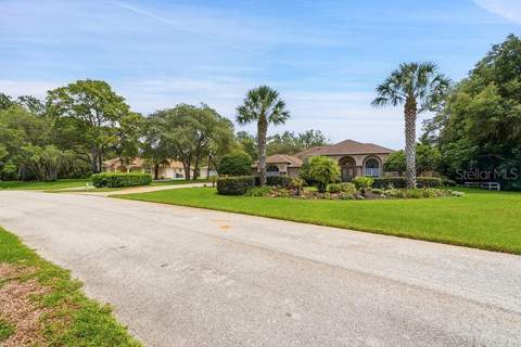 10470 Ramble Ridge Court, Weeki Wachee FL - photo 7 of 44