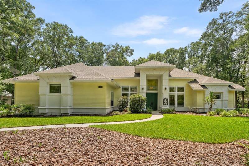 5 bedroom Single Family Residence at 9627 SW 40th Lane, Haile Plantation Unit 33 Ph I, Gainesville — photo 2