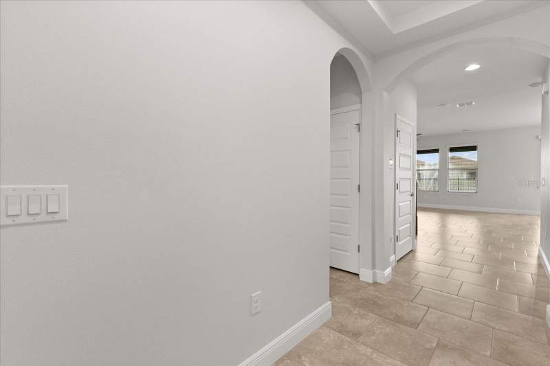 5 bedroom Single Family Residence at 16124 Azure Key Street, Waterleigh Ph 2B, Winter Garden — photo 4