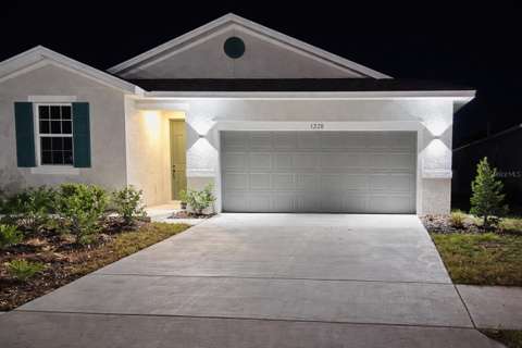 1220 Mattie Pointe Boulevard, home for sale in Auburndale 33823