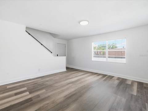 9009 Tudor Drive #G206, Tampa FL - photo 6 of 6