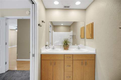 305 W Fountain Street, Fruitland Park FL - photo 23 of 38