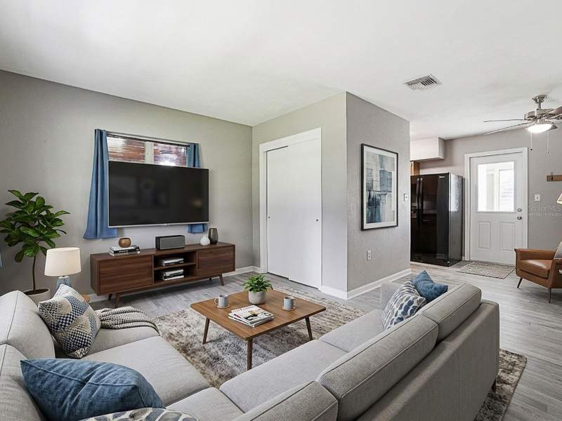 3 bedroom Single Family Residence at 2014 Helms Avenue, Lakewood Park, Leesburg — photo 4