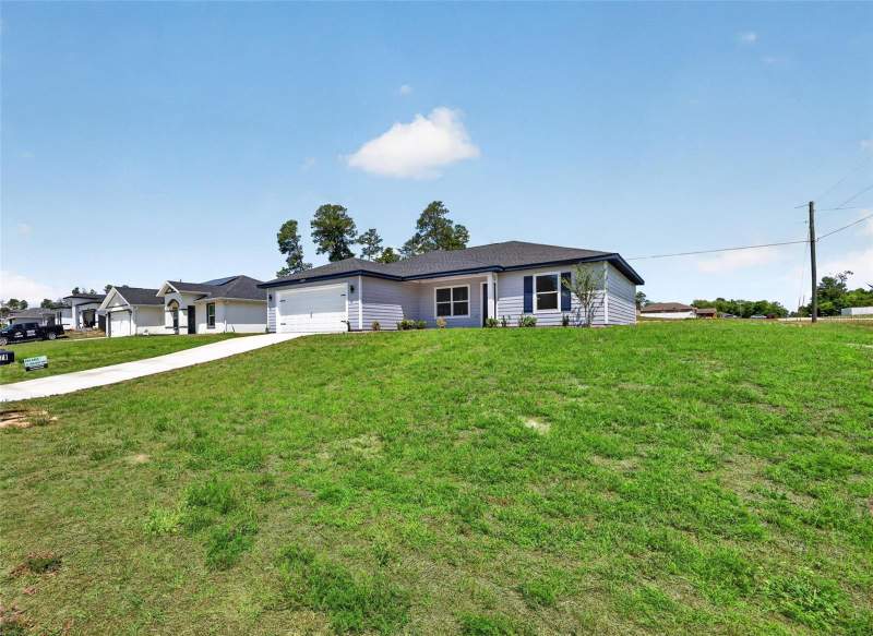3 bedroom Single Family Residence at 2107 SW Ivy Place, Rainbow Lakes Estate, Dunnellon — photo 4