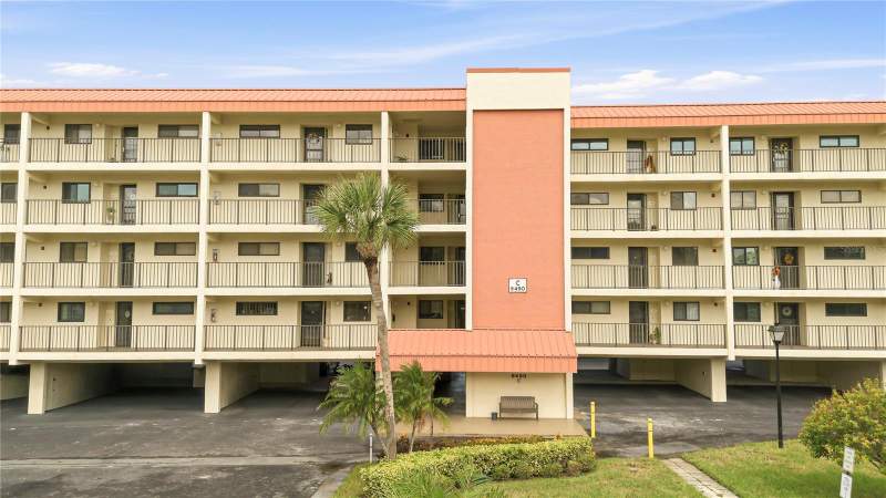2 bedroom Condominium at 9490 Harbor Greens Way #508, Harbor Greens At Yacht Club Estates, Seminole — photo 2