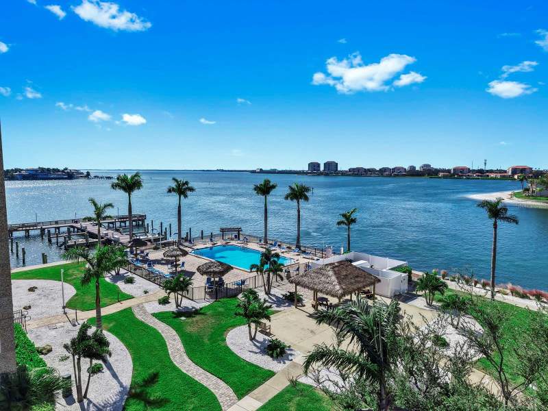 2 bedroom Condominium at 5220 Brittany Drive #603, Bayway Isles Point Brittany Five, St Petersburg — photo 3