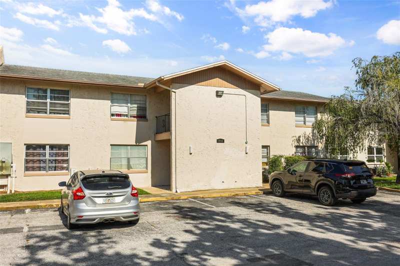 2 bedroom Condominium at 1910 Honour Road #4, Commodore Place Condo, Orlando — photo 1