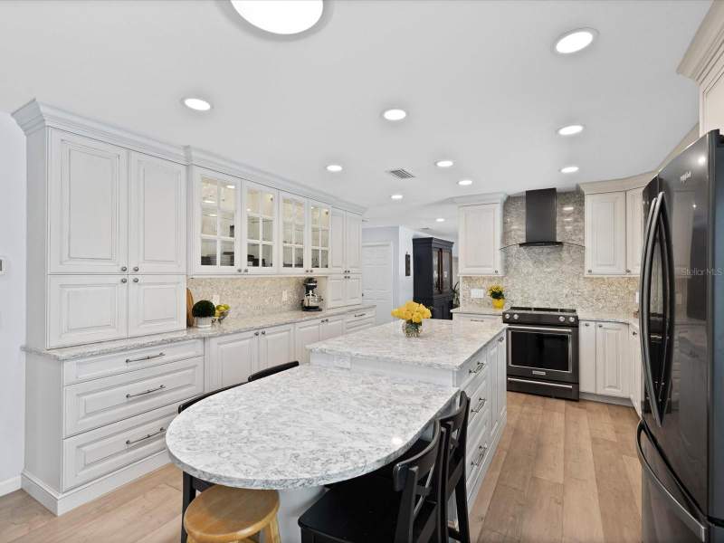 3 bedroom Single Family Residence at 2285 Watrous Drive, Fairway Estates Add, Dunedin — photo 3