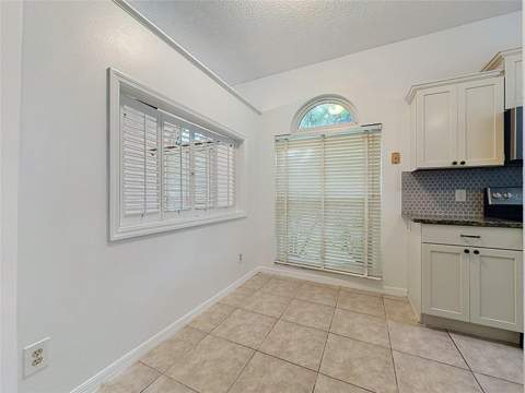 1047 Kelly Creek Circle, Oviedo FL - photo 8 of 59