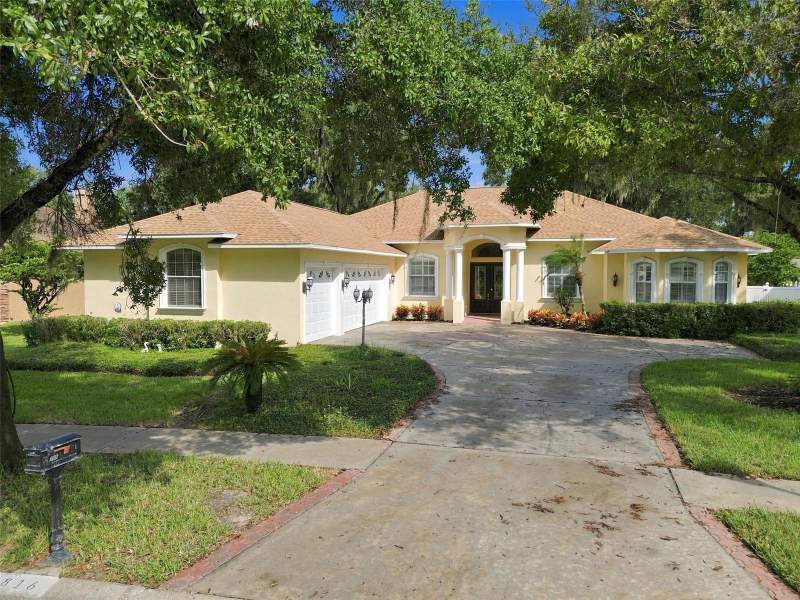 4 bedroom Single Family Residence at 816 Citrus Wood Lane, Citrus Wood Unit 2, Valrico — photo 4