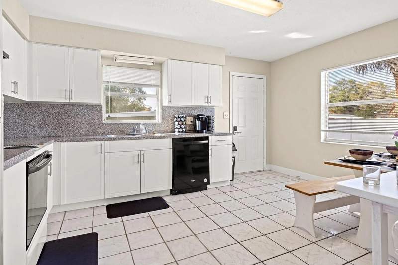 2 bedroom Single Family Residence at 3512 N 15th Street, Benjamins 3rd Sub, Tampa — photo 5