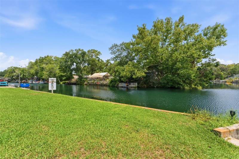 3 bedroom Single Family Residence at 6355 Sebring Street, Weeki Wachee River Retreats, Weeki Wachee — photo 5