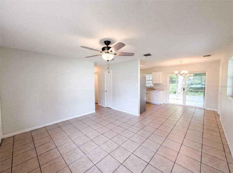 3 bedroom Single Family Residence at 1735 Jefferson Drive, Mount Dora Mount Dora Heights, Mount Dora — photo 3