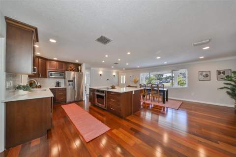6101 37th Avenue, St Petersburg FL - photo 10 of 49