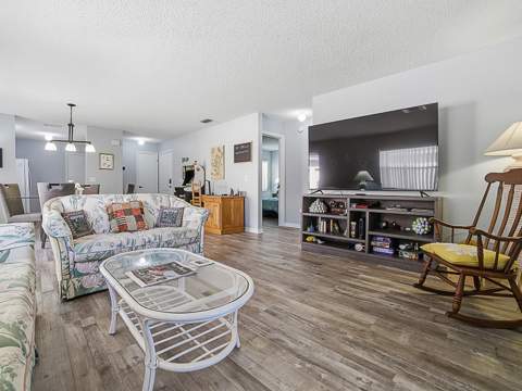 1202 Fernando Lane, Lady Lake FL - photo 12 of 34