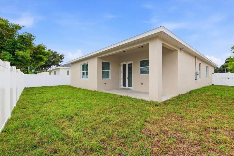 4 bedroom Single Family Residence at 6042 105th Terrace, Northfield Manor Sec A, Pinellas Park — photo 5