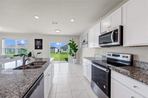 529 Talisi Loop, St Cloud FL - photo 8 of 48