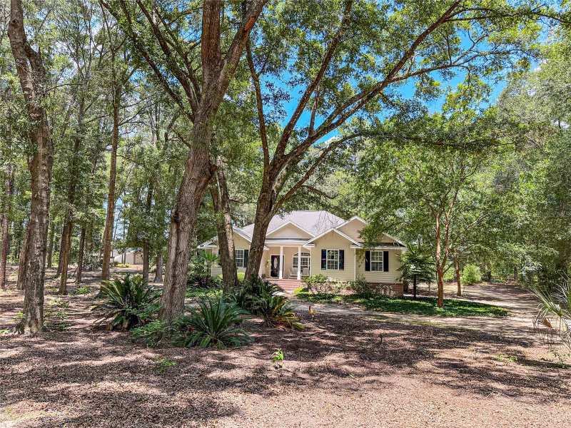 3 bedroom Single Family Residence at 20942 NW 200th Avenue, Underwood Hill Forest, High Springs — photo 1